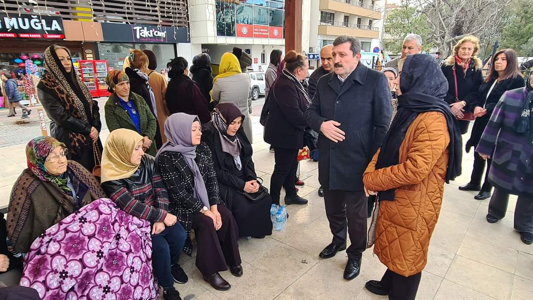 TAVLI VE GÖKCAN ESKİ BELEDİYE MECLİS ÜYESİ OSMAN OSMAN’IN CENAZESİNE KATILDI