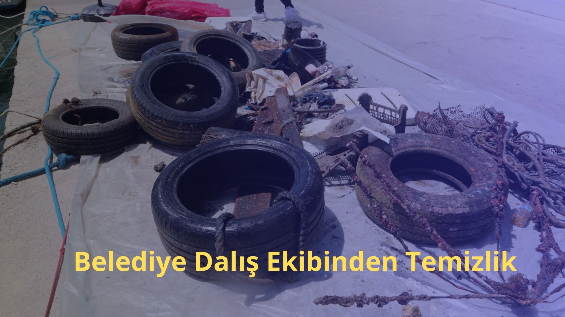 Belediye Dalış Ekibinden Temizlik