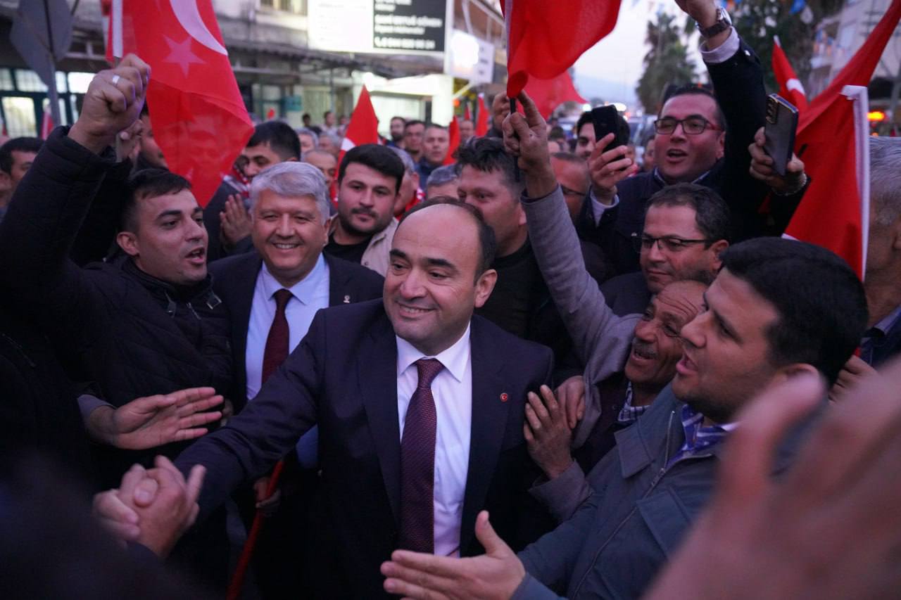 Başkan Akdenizli, Meşalelerle Karşılandı