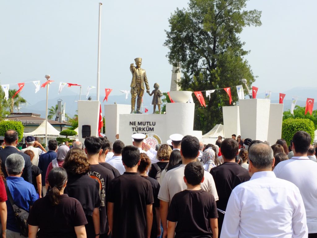 Fethiye'ye Yakışmayan 19 Mayıs Kutlaması