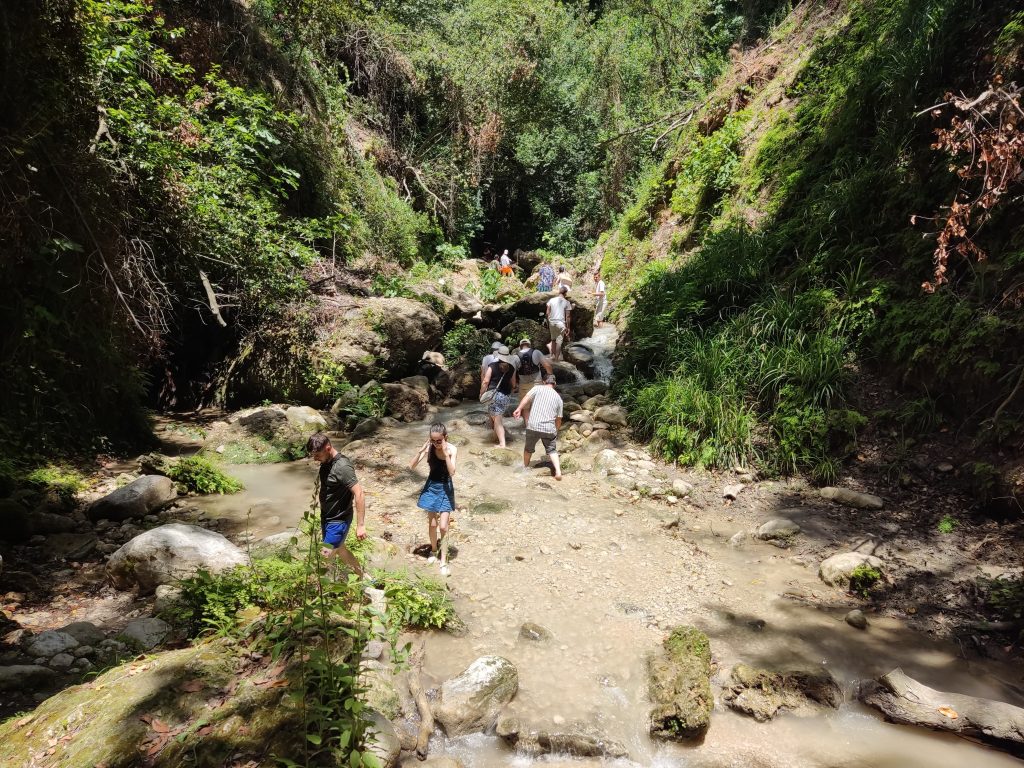 Gizlikent Şelalesi'nde Turizm Hareketliliği Başladı